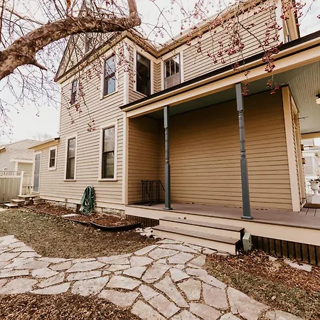Retro Gem Box Victorian Steps From Irvine Park Apartment Saint Paul Exterior photo